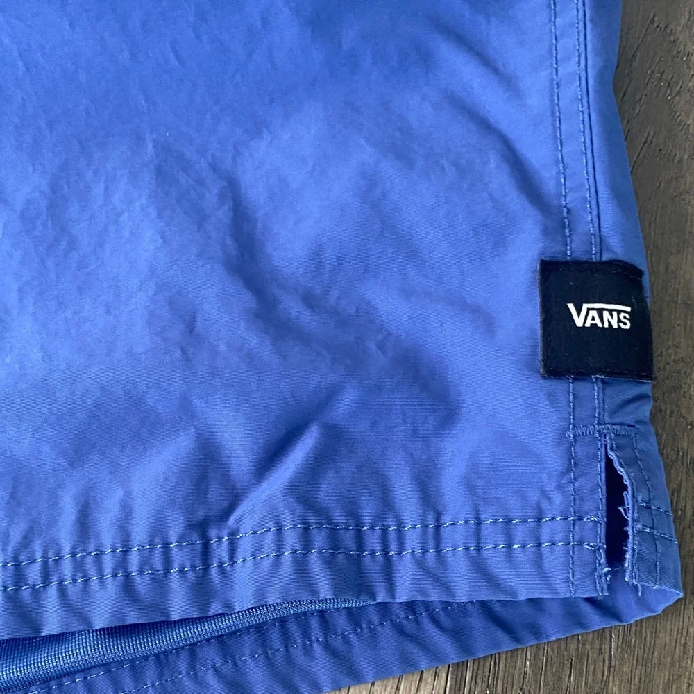 Vans Men's Red, Blue, and Black Hybrid Shorts Size XL Set Of (3) - Picture 12 of 16